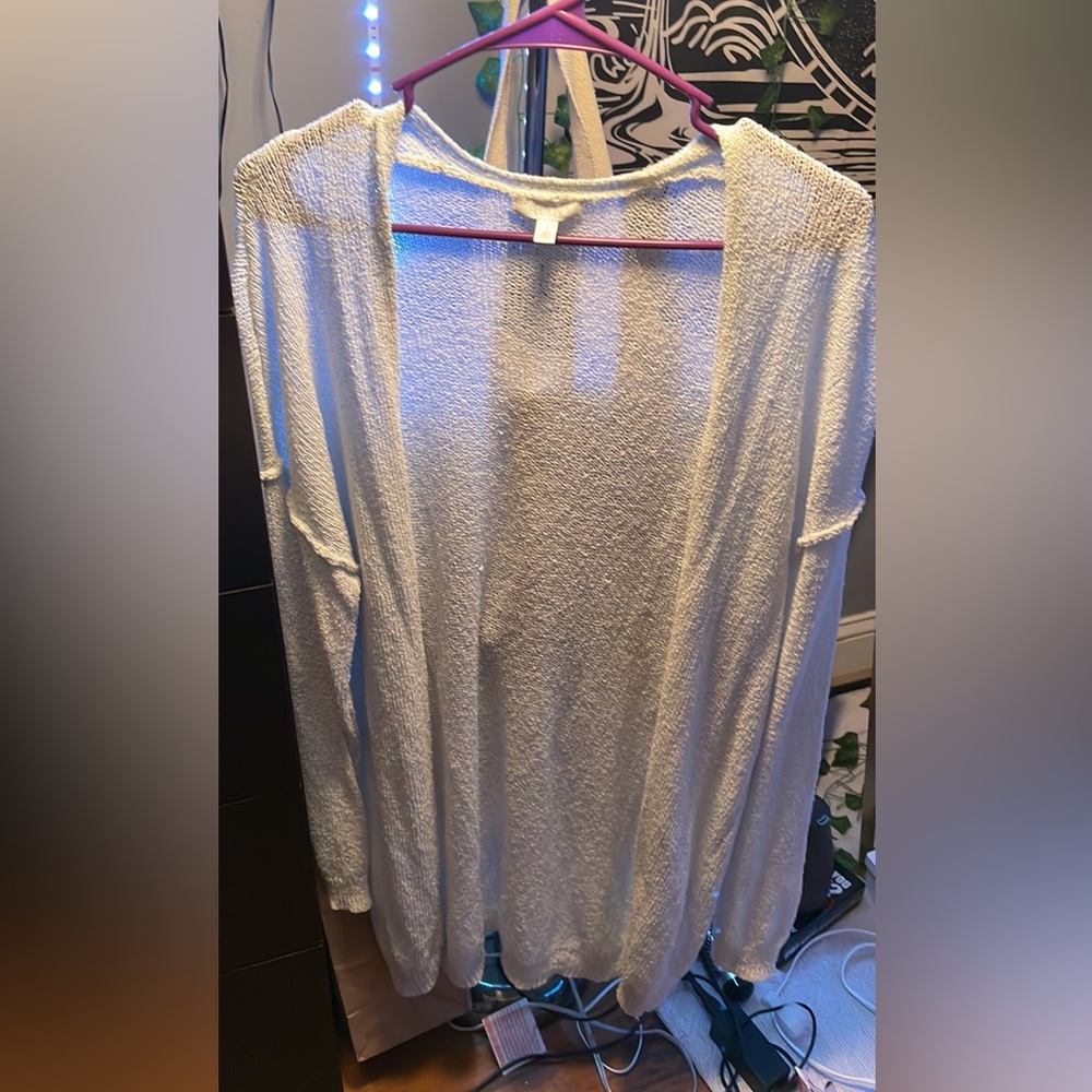 Women sweater/coverup